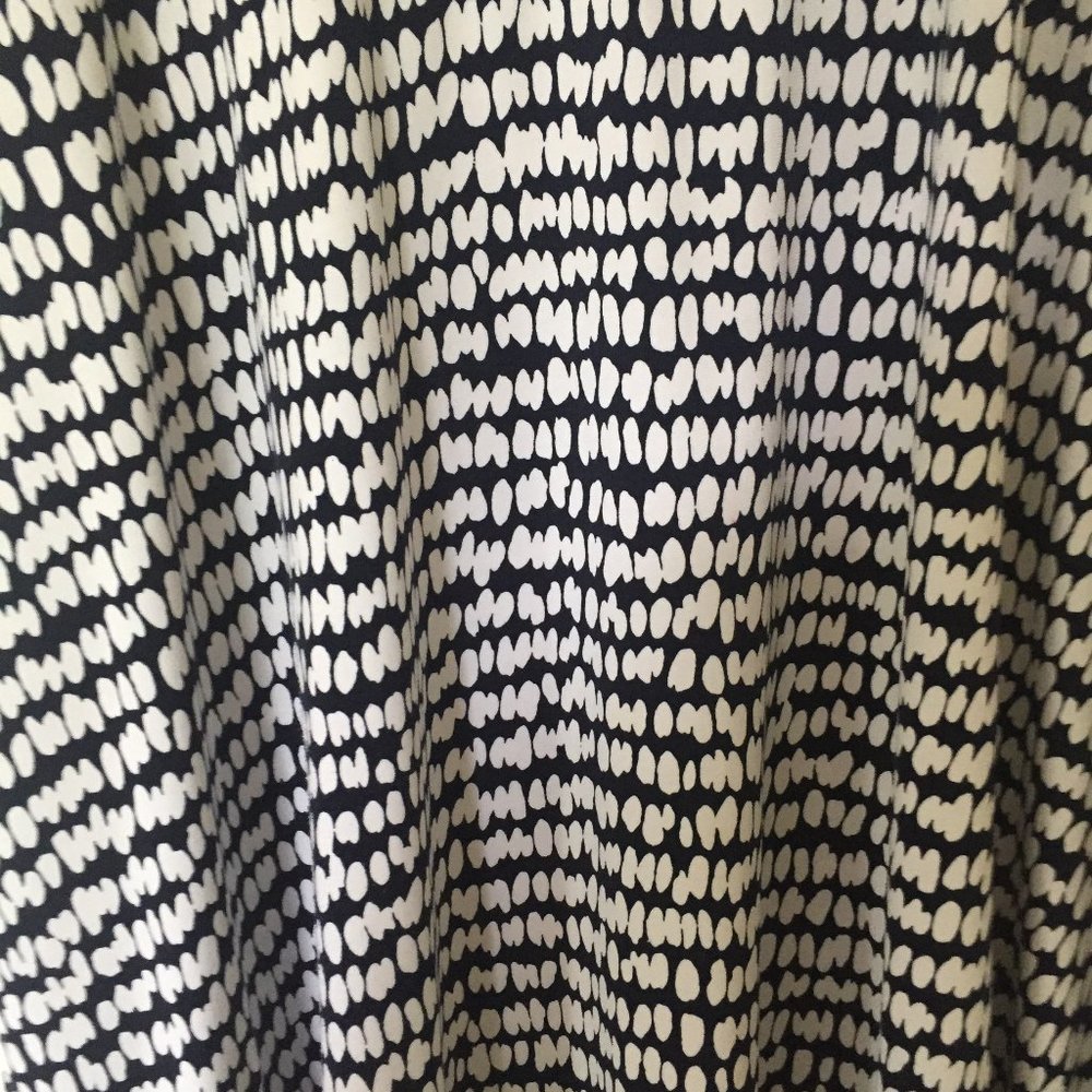 WOMEN DRESSES - Picture 3 of 4